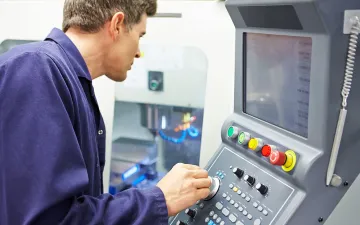 Munkatársként a Flexunit-nál: milyen egy magyar CNC gyártó cégnél dolgozni?